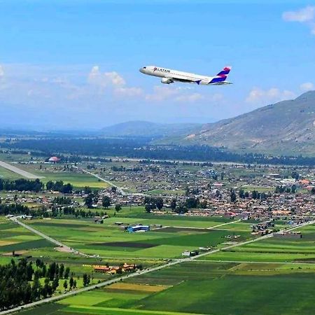 فندق Hospedaje Monaco - Jauja Airport المظهر الخارجي الصورة